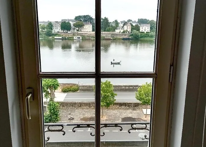 Balcon Sur Loire Local Velo شقة